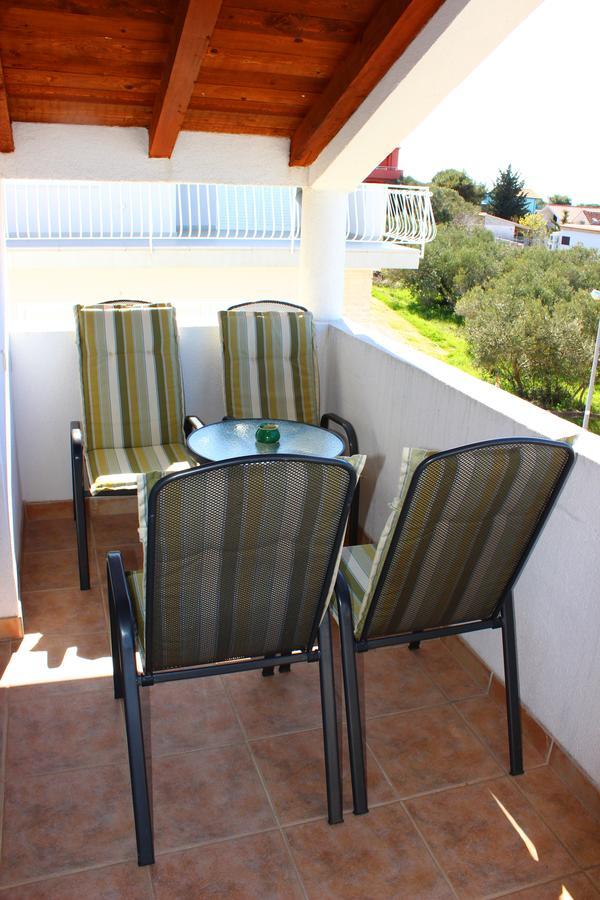 Apartments Villa Arta Murter Extérieur photo